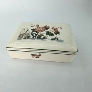Wedgwood Eastern Flowers Cigarette Trinket Jewelry Ring Box